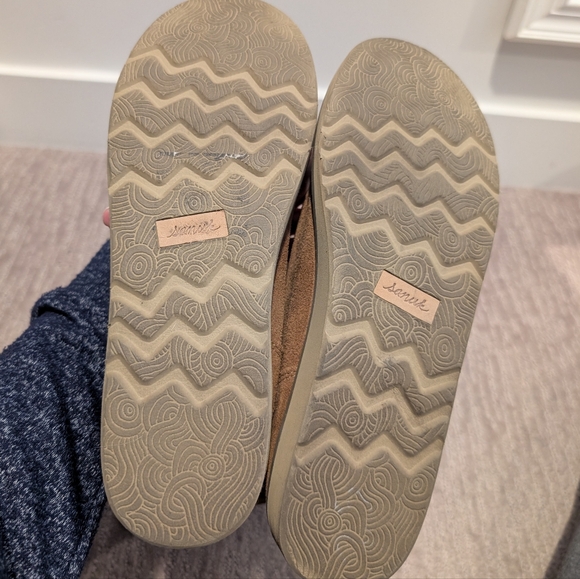 Sanuk Aztec Print Fleece Lined Calf Height Boots - Picture 5 of 7